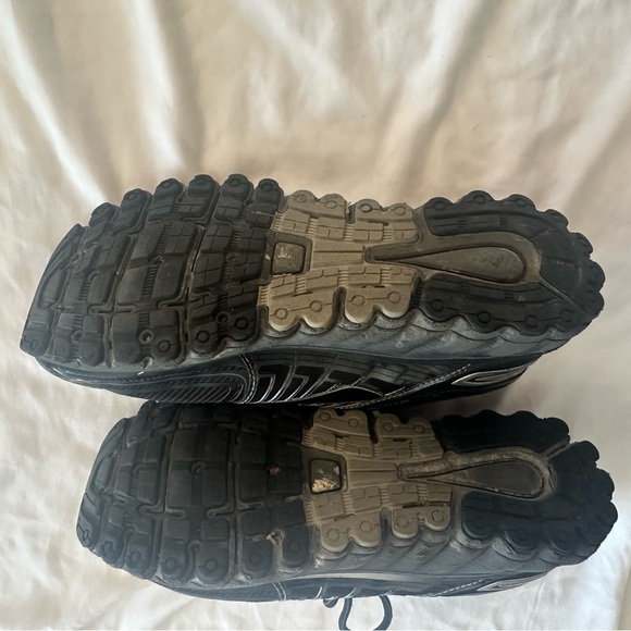 Brooks men’s size 10 running shoes - Picture 3 of 10